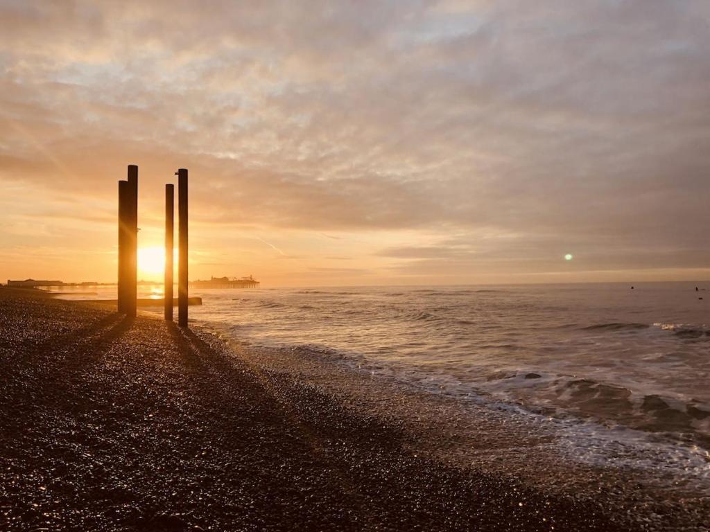 Central Brighton Flat, 3 Bedrooms, Sleeps 6, Close To Shops And Beach Exterior foto