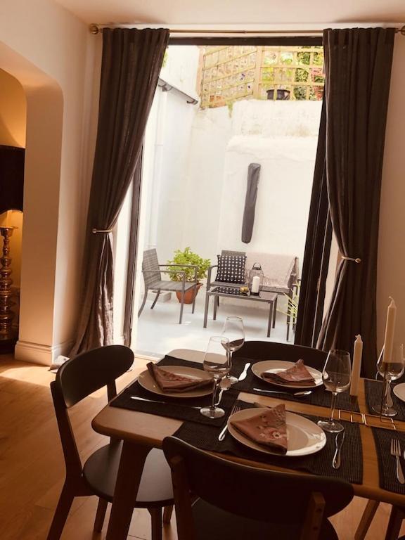 Central Brighton Flat, 3 Bedrooms, Sleeps 6, Close To Shops And Beach Exterior foto