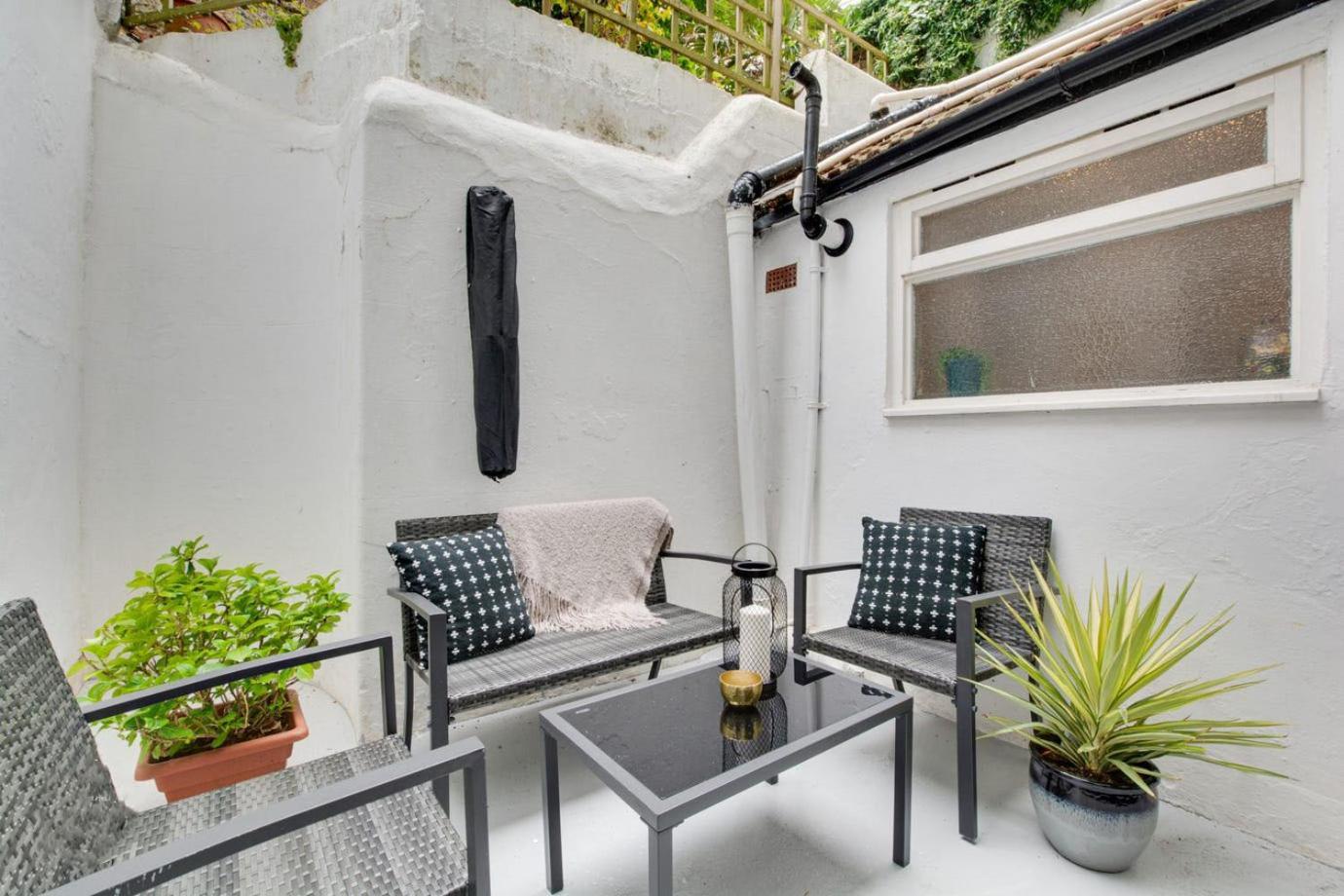 Central Brighton Flat, 3 Bedrooms, Sleeps 6, Close To Shops And Beach Exterior foto